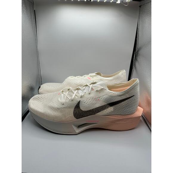 Nike ZoomX VaporFly Next% 3 “Sail Crimson Tint” size 15 mens